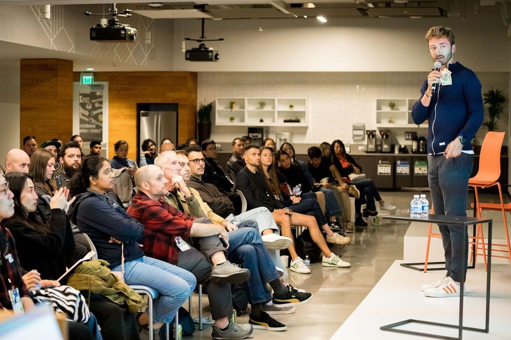 Enzo Duit speaking in San Francisco